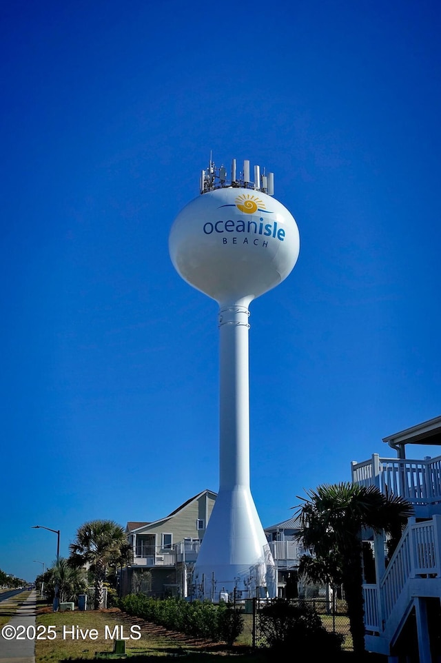 1381 Ellsworth Dr SW, Ocean Isle Beach, NC 28469 - exterior view of stairway