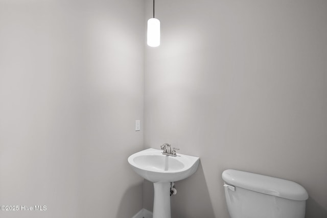 512 Village Green Dr Unit A, Morehead City, NC 28557 - half bath featuring toilet