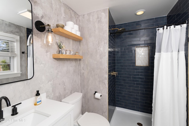 206 Robin Ln, Edenton, NC 27932 - full bath featuring tiled shower, toilet, and vanity