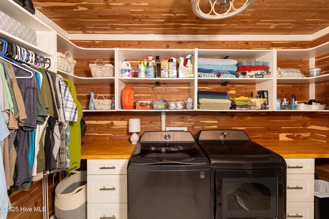206 Robin Ln, Edenton, NC 27932 - laundry room with washing machine and clothes dryer and wooden ceiling