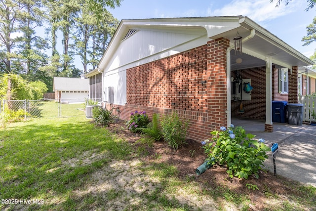 206 Robin Ln, Edenton, NC 27932 - view of side of property featuring brick siding