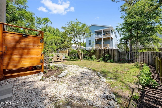 view of yard featuring a fenced backyard