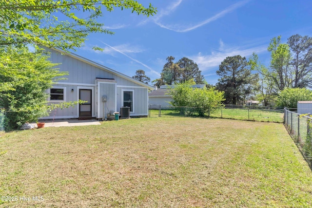 view of yard featuring a fenced backyard and cooling unit