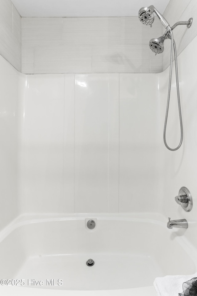 8050 Rachel Wynd Rd NE, Leland, NC 28451 - full bathroom with shower / bathing tub combination