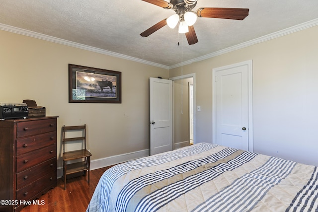 bedroom featuring dark wood-style floors, a textured ceiling, baseboards, a ceiling fan, and ornamental molding