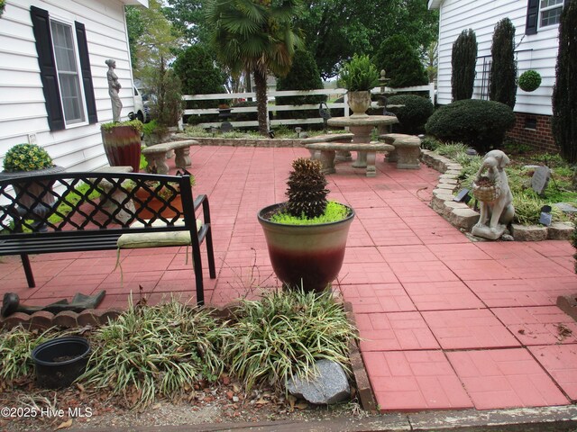 3550 Grainger Station Rd, Grifton, NC 28530 - view of patio