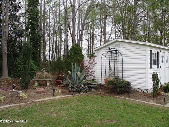 3550 Grainger Station Rd, Grifton, NC 28530 - view of property exterior featuring a yard and crawl space