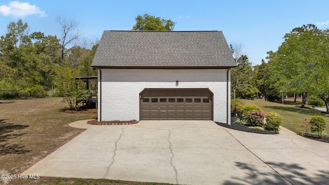 301 Pine Crest Rd, Trent Woods, NC 28562 - garage with concrete driveway