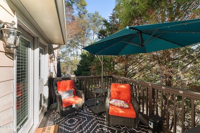 823 Azalea Dr, Fayetteville, NC 28301 - view of deck