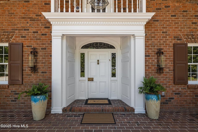 130 Harbour Dr, Hubert, NC 28539 - entrance to property featuring brick siding and a balcony