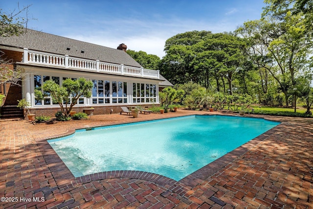 130 Harbour Dr, Hubert, NC 28539 - swimming pool with a patio