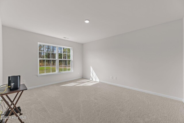 409 King Creek Dr, Havelock, NC 28532 - carpeted empty room featuring baseboards