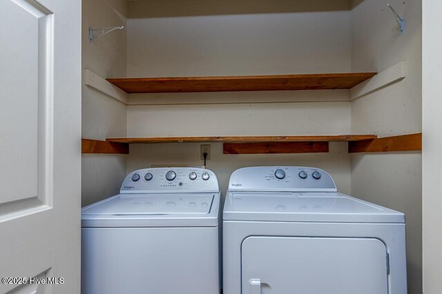 138 Stonebridge Trl, Havelock, NC 28532 - washroom with separate washer and dryer