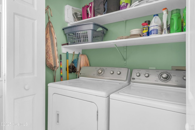 clothes washing area with laundry area and washing machine and dryer