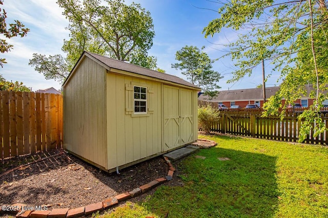411 Queen St, New Bern, NC 28560 - view of shed with a fenced backyard