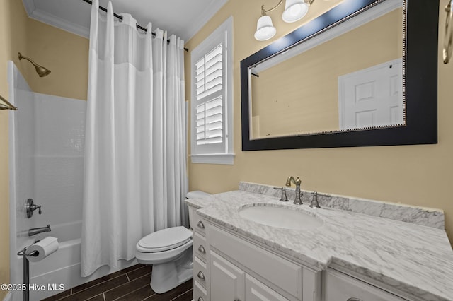 281 Whichard Ln, Chocowinity, NC 27817 - full bathroom with vanity, toilet, shower / tub combo, and wood finish floors