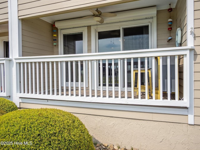 650 Cedar Point Blvd Unit B14, Cedar Point, NC 28584 - doorway to property featuring a porch and a ceiling fan