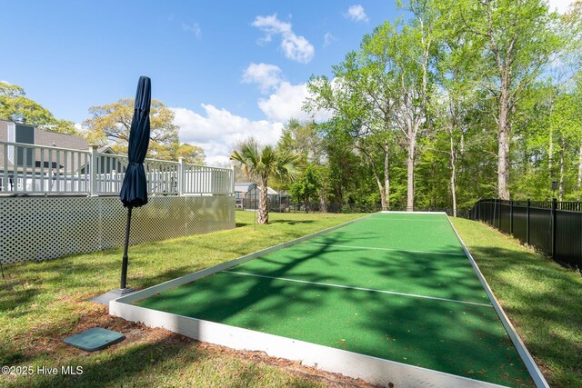 913 Wetherington Landing Rd, Stella, NC 28582 - view of community featuring a yard and fence