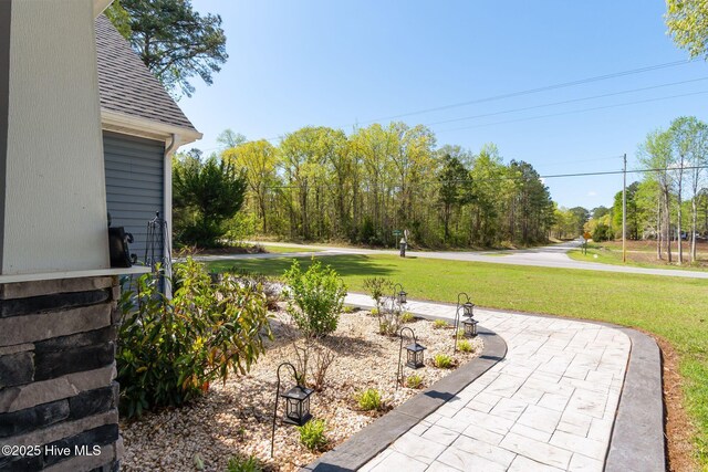 913 Wetherington Landing Rd, Stella, NC 28582 - view of yard