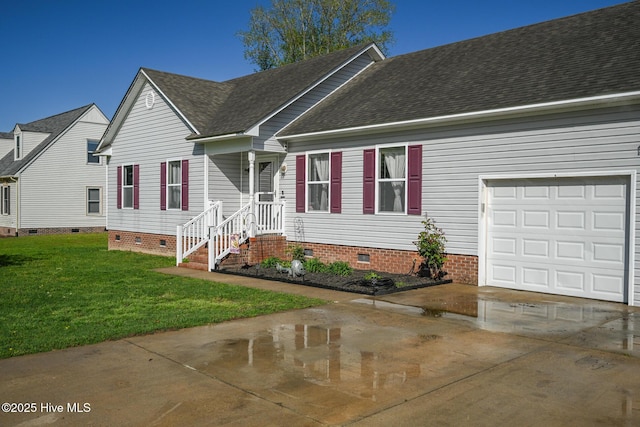 view of front of house with crawl space, a front lawn, an attached garage, a shingled roof, and driveway