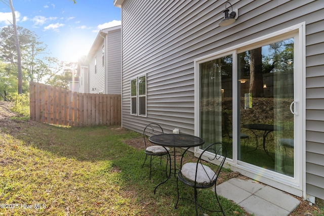 761 Cypress Village Pl, Wilmington, NC 28412 - view of yard featuring fence