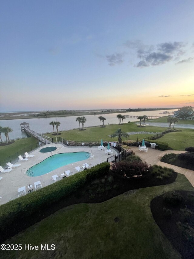 7265 Seashell Ln SW Unit 303, Ocean Isle Beach, NC 28469 - hall featuring baseboards