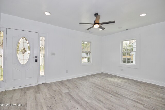 504 Belmont Ave SW, Wilson, NC 27893 - foyer featuring wood finished floors, ceiling fan, baseboards, and recessed lighting