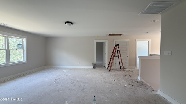 295 E Ivybridge Dr, Hubert, NC 28539 - spare room with baseboards
