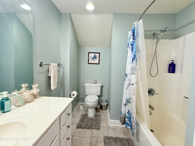 165 Laurel Oak Ln, Pinebluff, NC 28373 - bathroom with toilet, a textured ceiling, shower / bath combo with shower curtain, vanity, and baseboards