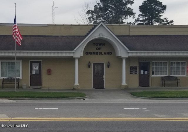view of building exterior