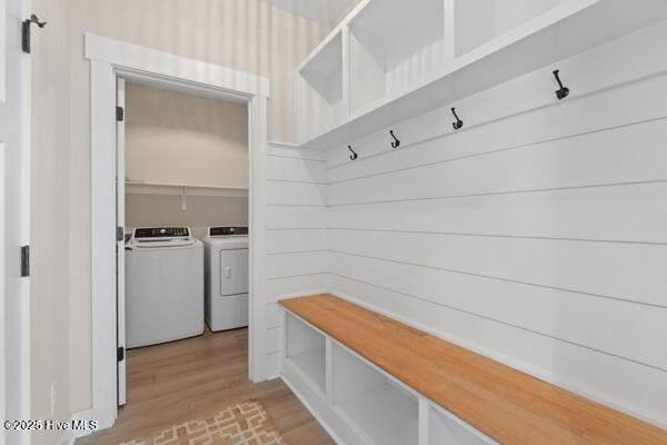 119 Bridgetowne Ave, Edenton, NC 27932 - mudroom with washing machine and clothes dryer and light wood finished floors