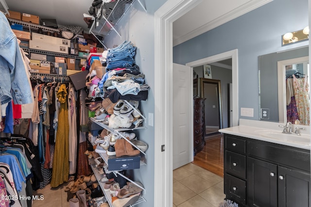 103 Arabian Cir, Beulaville, NC 28518 - walk in closet with a sink and light tile patterned floors