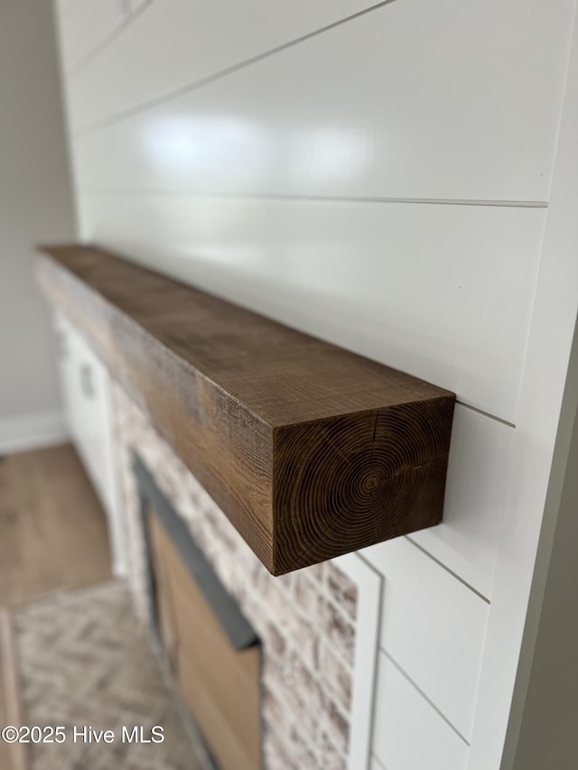 3216 Whichards Beach Rd, Chocowinity, NC 27817 - detailed view of baseboards