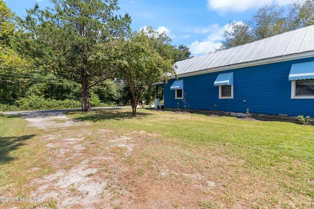 104 W Trent St, Trenton, NC 28585 - view of grassy yard