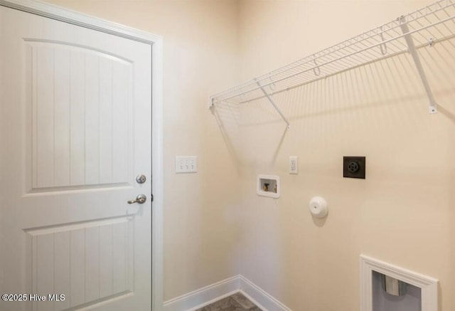 washroom with laundry area, electric dryer hookup, washer hookup, gas dryer hookup, and baseboards