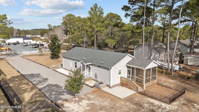 aerial view featuring a residential view