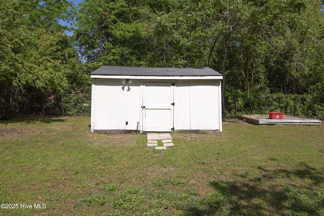 915 Saint David St, Tarboro, NC 27886 - view of shed with fence
