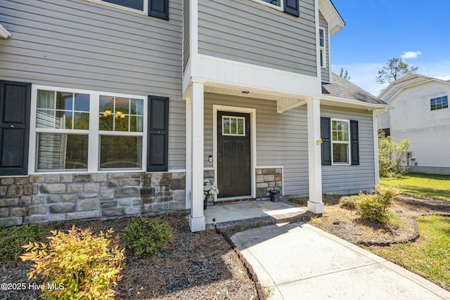 500 Maggies Ct, Jacksonville, NC 28540 - property entrance featuring stone siding