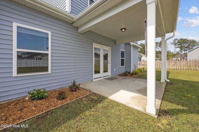 260 E Red Head Cir, Sneads Ferry, NC 28460 - view of patio with fence
