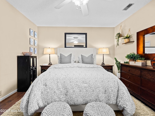 433 Dion Dr, Hubert, NC 28539 - bedroom featuring a ceiling fan, baseboards, visible vents, and wood finished floors