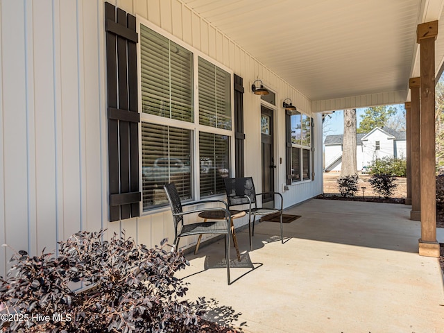 view of patio / terrace featuring covered porch