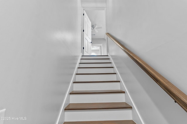 2592 St James Dr SE, Southport, NC 28461 - view of stairway