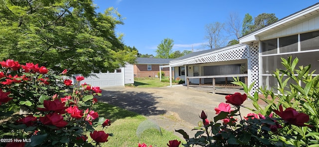 101 Oakland Blvd, Clinton, NC 28328 - view of yard with an outbuilding and a detached garage