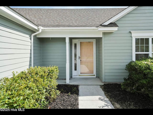 711 Glenarthur Dr, Wilmington, NC 28412 - entrance to property with a shingled roof