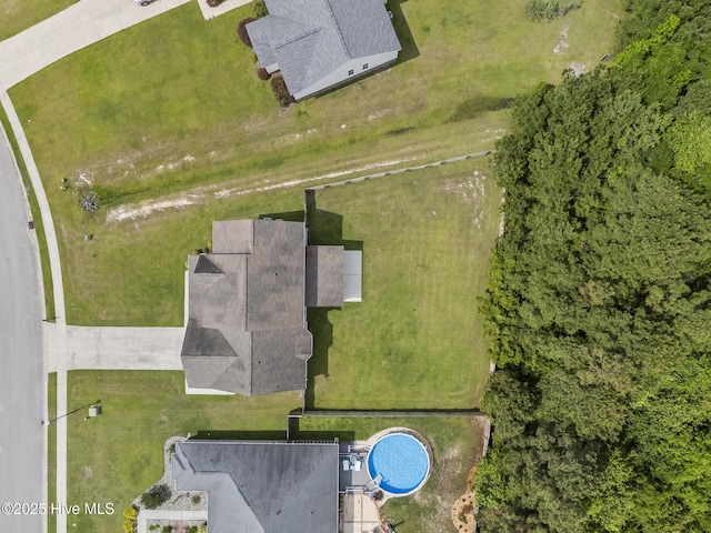 705 Shearwater Ln, Swansboro, NC 28584 - aerial view of a pool