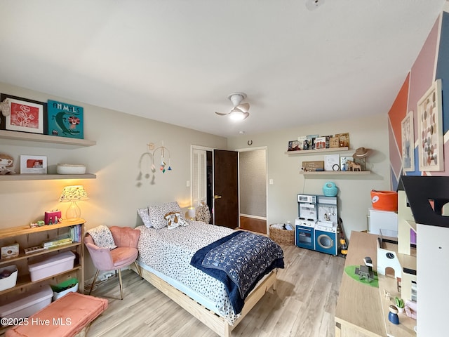 40 Inverness Rd, Pinehurst, NC 28374 - bedroom with wood finished floors, a closet, and ceiling fan