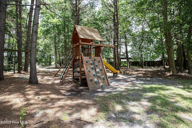 6509 Fawn Settle Dr, Wilmington, NC 28409 - view of play area