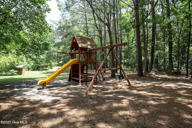 6509 Fawn Settle Dr, Wilmington, NC 28409 - view of play area