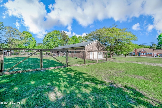 1401 W Queen St, Edenton, NC 27932 - view of yard featuring fence
