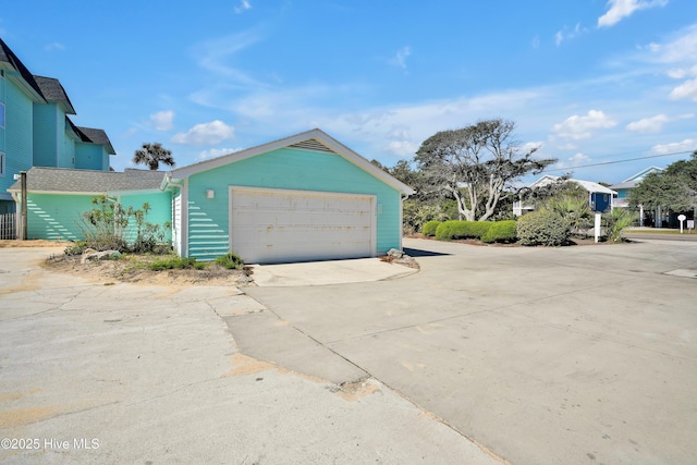 view of detached garage